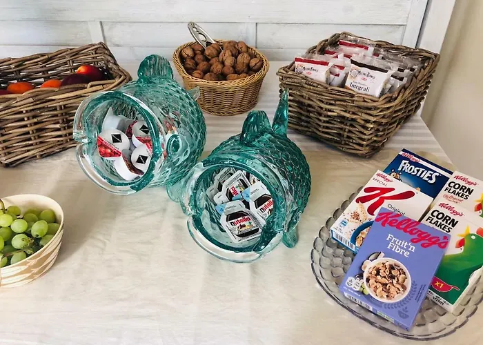 Dei Ginepri לינה וארוחת בוקר